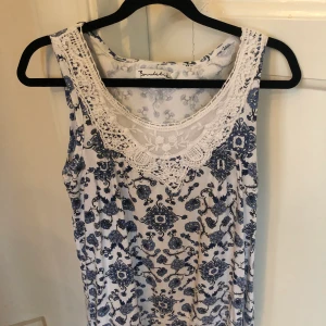 Bondelid tunika - XS, tunika/linne. Bra skick