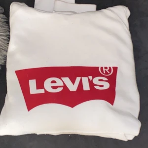 Levis tjocktröja  - Hoodie strl xs 