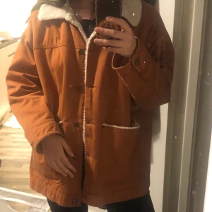 Jacka från Monki - Jacka från Monki, strl S. Nypris 700 kr, säljs inte längre 🔮🌙