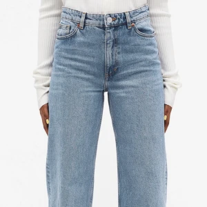 Yoko jeans - Jättefina Yoko jeans från Monki i storlek 24. Säljer för 200kr + frakt