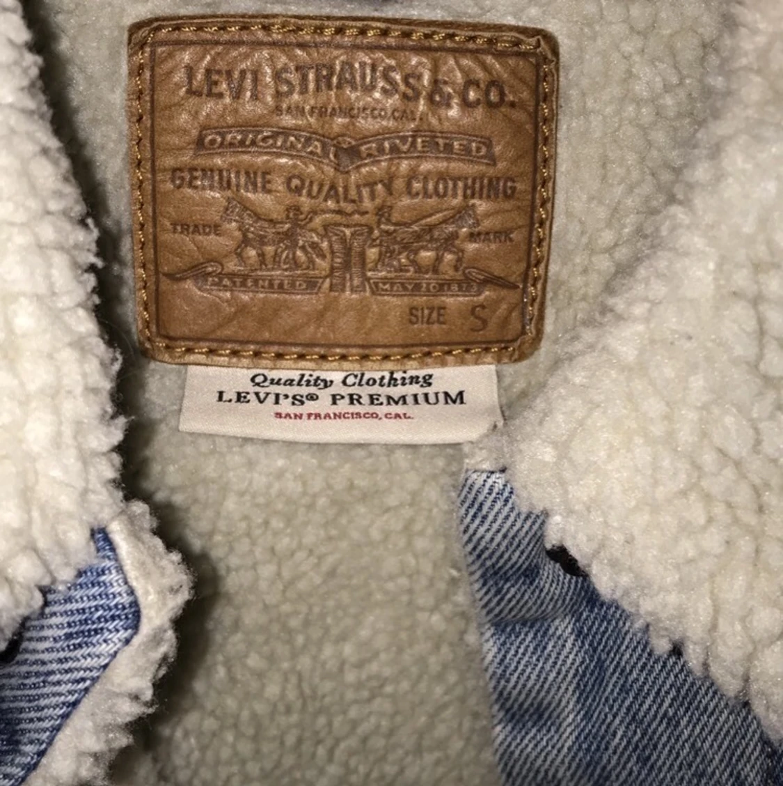 Levis jeans jacka  - 90