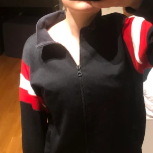 Tjocktröja - Gullig tjocktröja