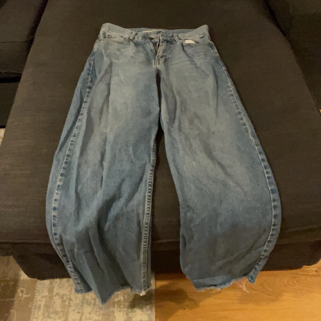 Wide leg jeans