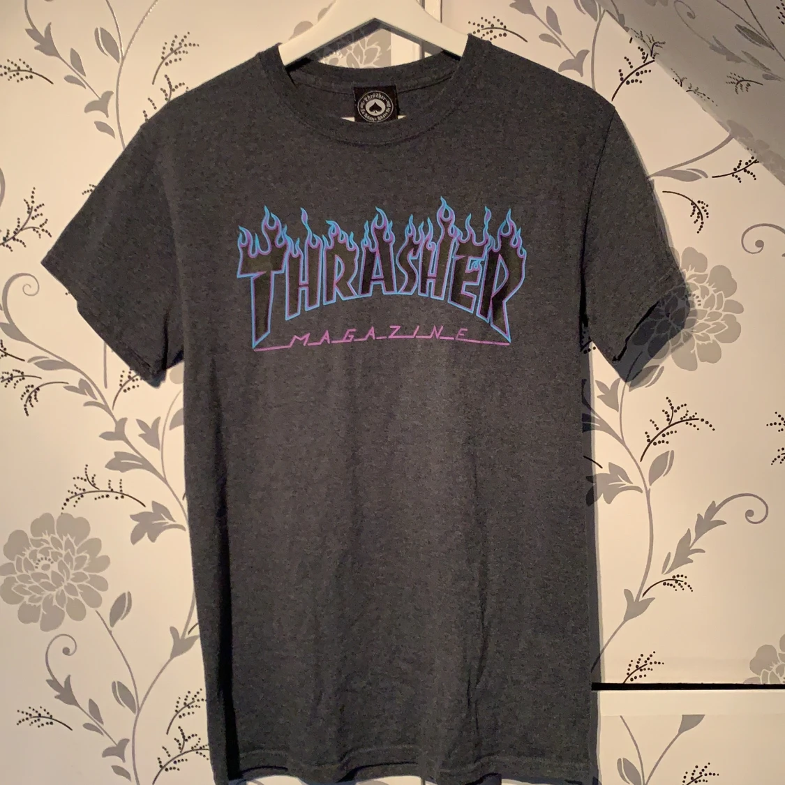 Fin thrasher t-shirt  - 90