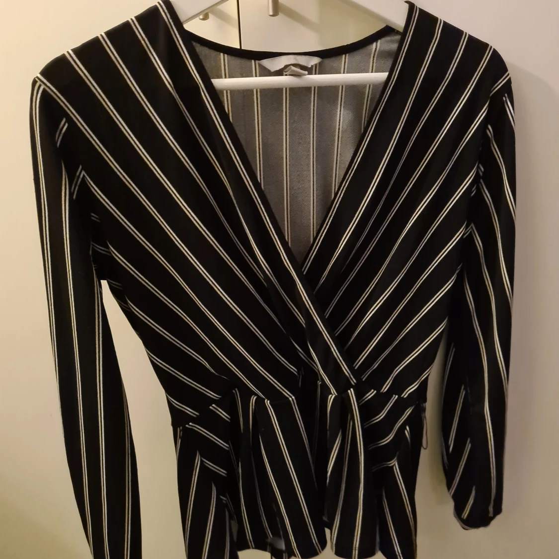 V ringad randig topp Strl S - 90