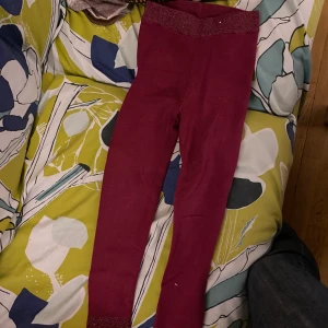 Barn byxor - Rosa barn byxor storlek 128