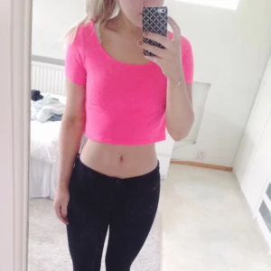  - ♡ Rosa magtröja från H&M
♡ Använd max 5 gånger