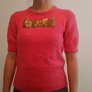  - H&M thick wool shirt  Size:EUR -38 US-8 May fit to xs to small Can meet up at tcentralen