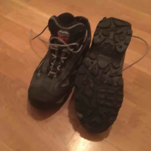  - Näst intill helt oanvända timberland :) 