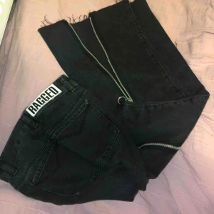  - The ragged priest jeans