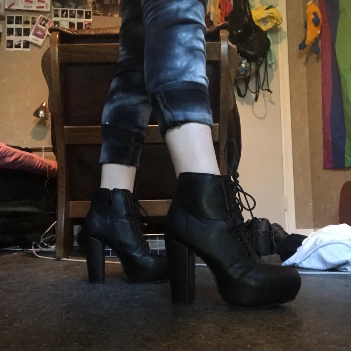 Ett par snygga svarta Knack skor - 90