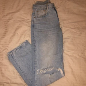 90s high waist jeans GINATRICOT  - DESSA FINNS EJ KVAR I BUKTIK, storlek 38. 