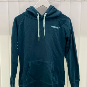 Gymshark Hoodie - Säljer min hoodie från gymshark, köparen står för frakten💗