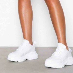  - Snygga chunky sneakers från nelly. Storlek 36!