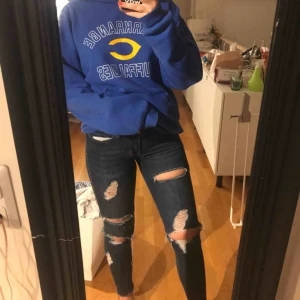  - Supersnygga håliga jeans inköpta i USA 