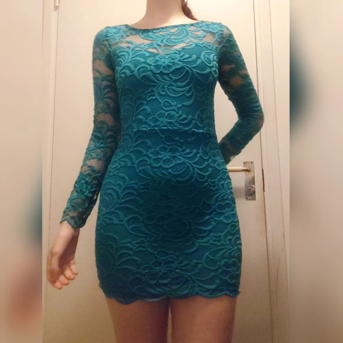 Turkosblå kortklänning  - 90