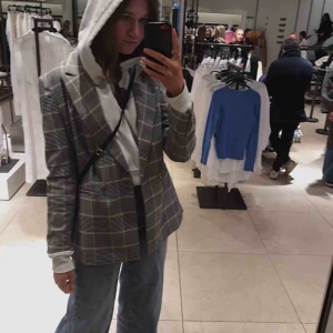  - Fett cool blazer man kan använda som jacka!