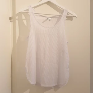 Linne - Vitt Linné från HM. Köparen står för frakten! 