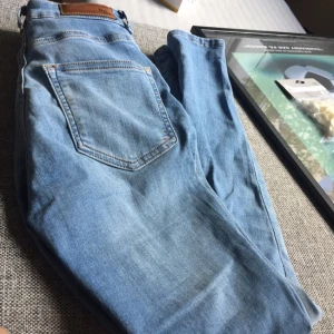  - Ankle jeans, använda en gång