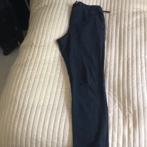  - Chinos byxor blå!!! Hur sköna som helst!