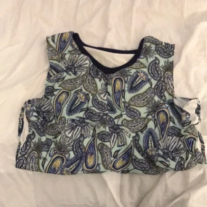  - Tröja från zara. Köpt i Spanien. Stolek S. 