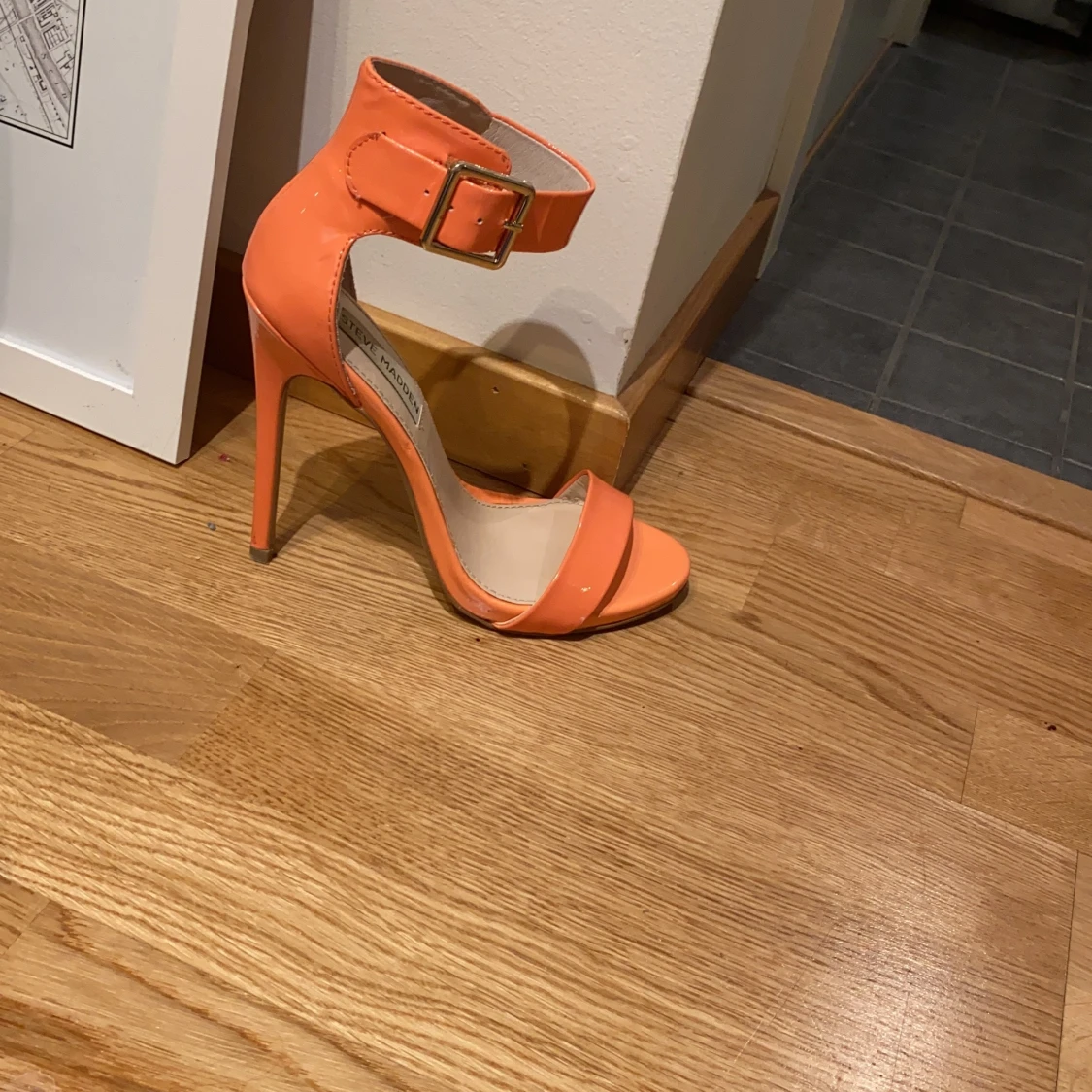 Persika färgade klackskor  - 91