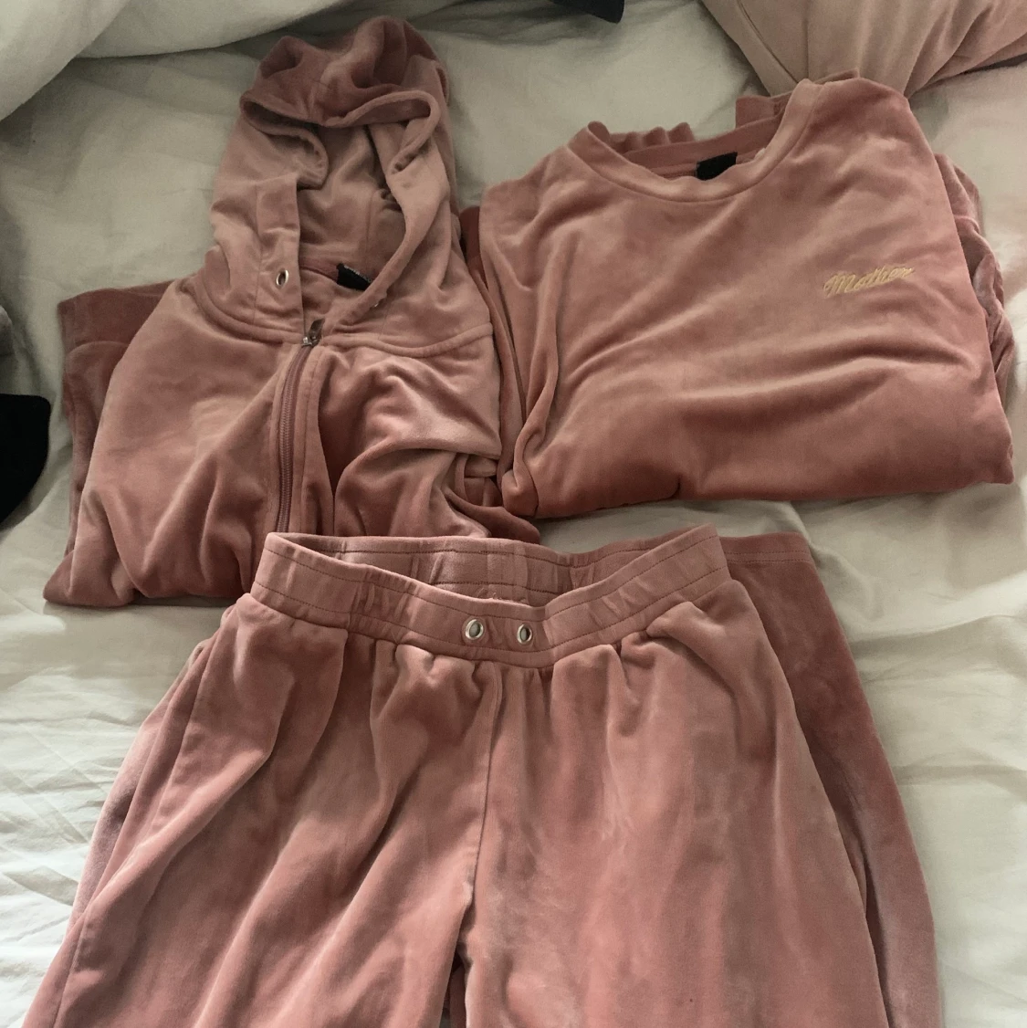 mjukisdress Gina tricot