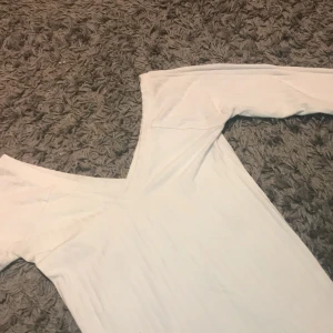 Tröja  - Jätte skön tröja från bikbok skriv för fler bilder eller frågor❤️ köparen står för frakten