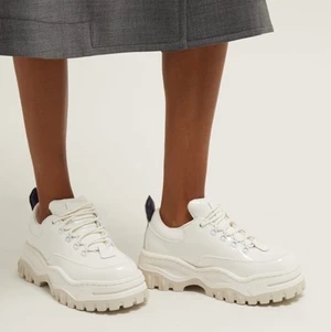 Eytys - Säljer nu mina älskade angels. Mycket bra skick (nytvättade). Bara att fråga om fler bilder!! Går bra att buda!  