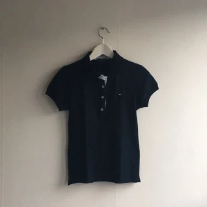  - Snygg Tommy Hilfiger piké!