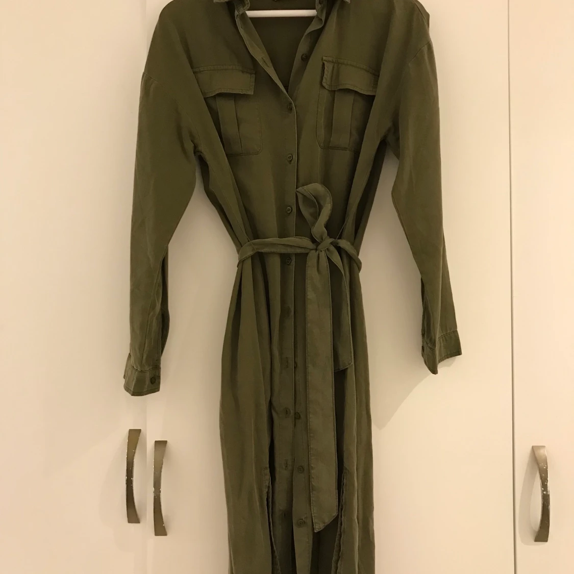 Lång skjortklänning