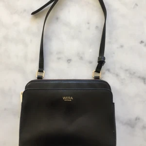  - Fin axelbandsväska från WERA