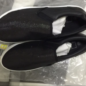  - O använd  köparen står för frakten 100 eller bud  