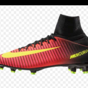  - Nike fotbollsskor storlek 40 1/2