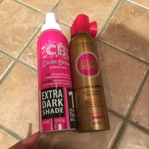  - Säljer endast loreal flaskan då den andra är såld! Helt oanvänd.