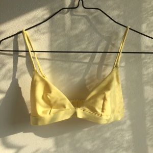  - Superfin helt ny bikinitopp. FRI FRAKT