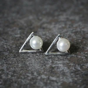  - nya örhängen (nickelsäkra)