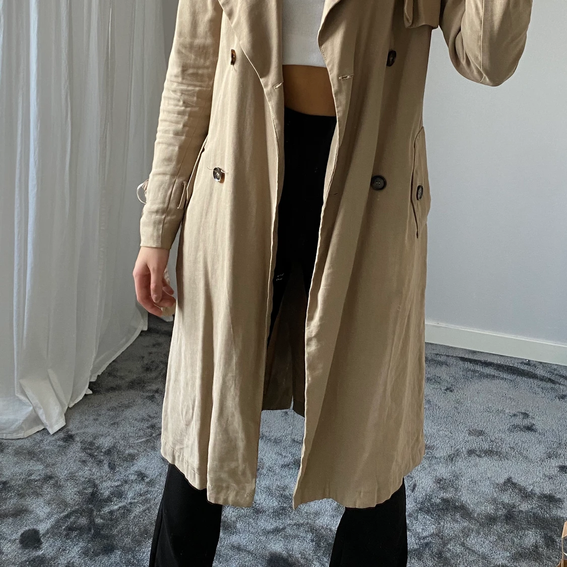 En tunn beige kappa  - 90