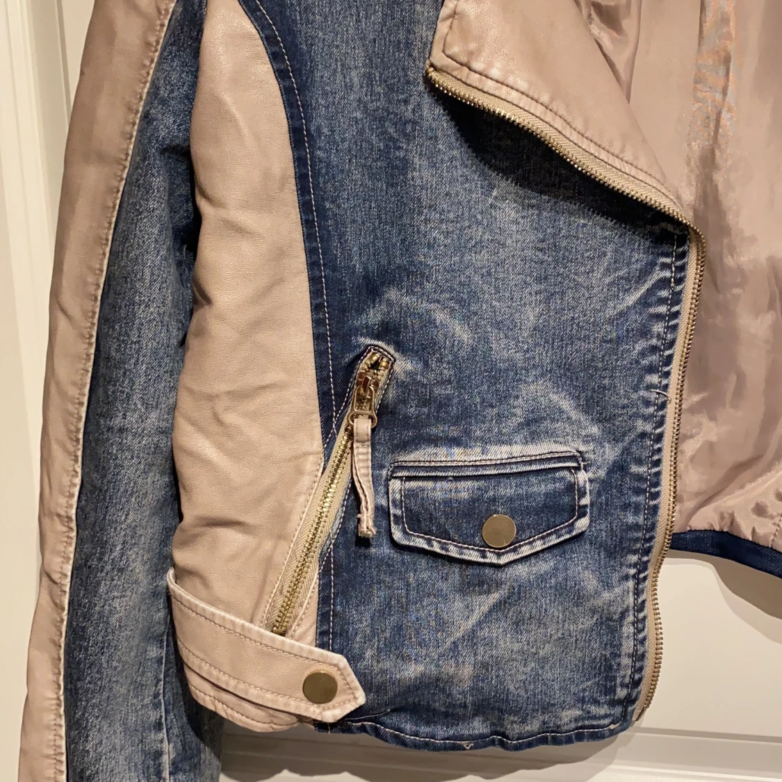 Jeansjacka i strl 42 - 91