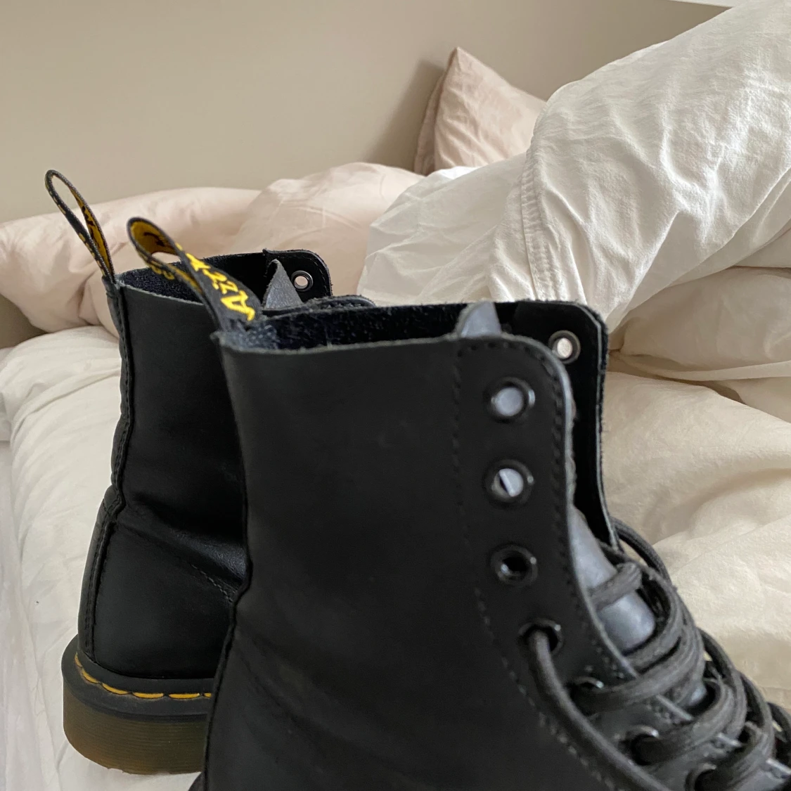 Dr. Martens storlek 37 - 90
