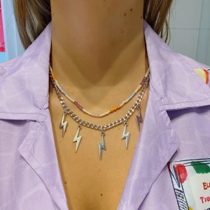 Olika halsband  - Finns fler varianter i min profil! Kan även göra skräddarsydda halsband :) 10 kr för frakten ❤️ ⚡️