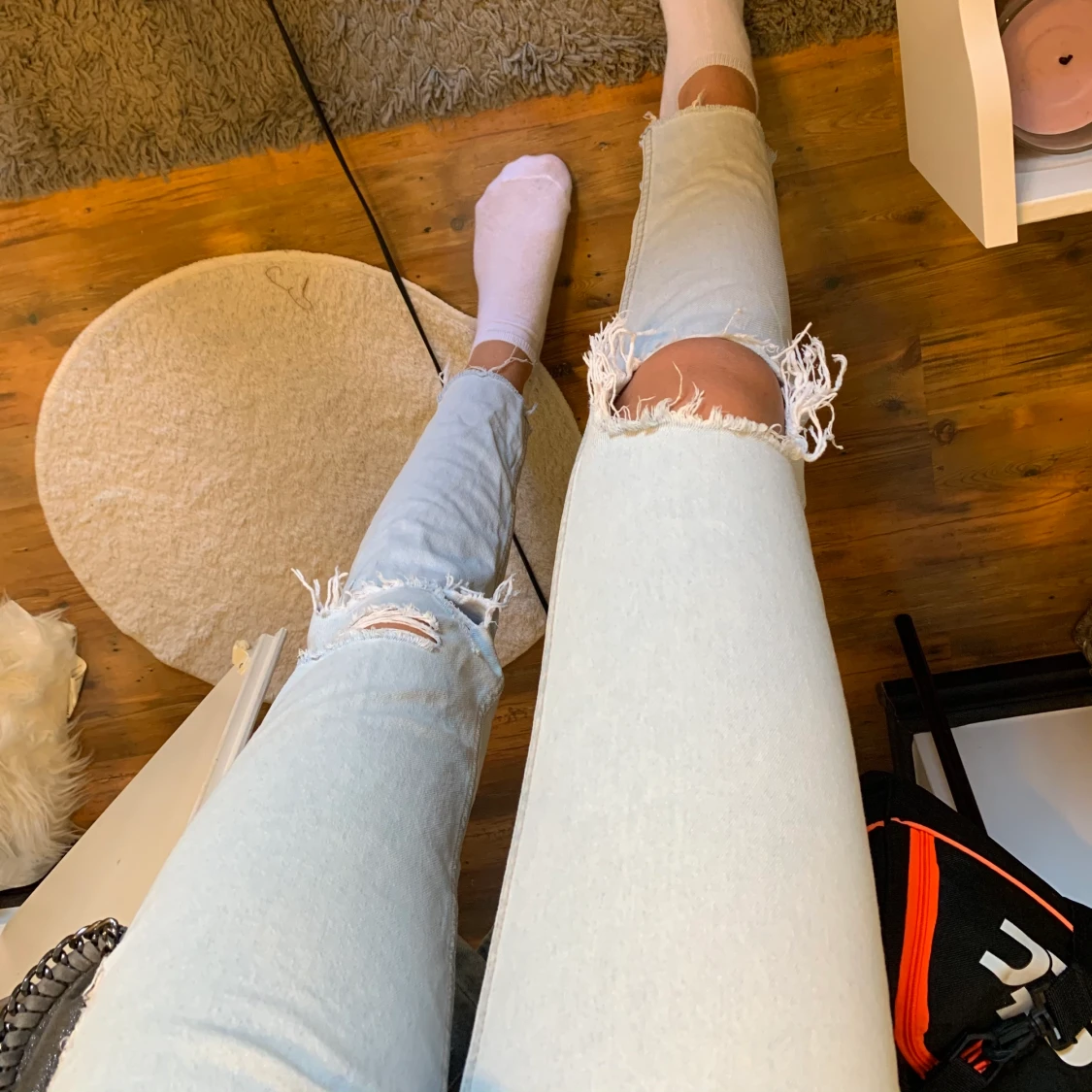 Jeans med hål  - 90