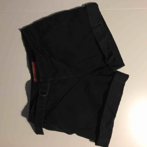  - Svarta Shorts, bra skick