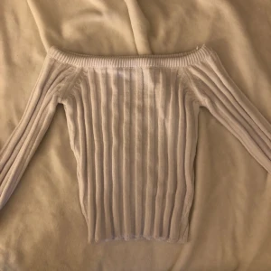  - Helt ny med lapparna kvar, från nakd