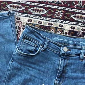  - Bik bok jeans i storlek M, sitter som en smäck👌👌