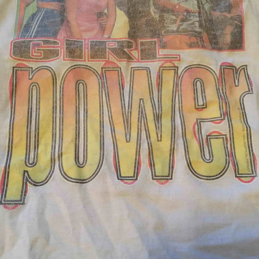 Girl Power-tröja med Spice Girls, från 90 talet! . Toppar.