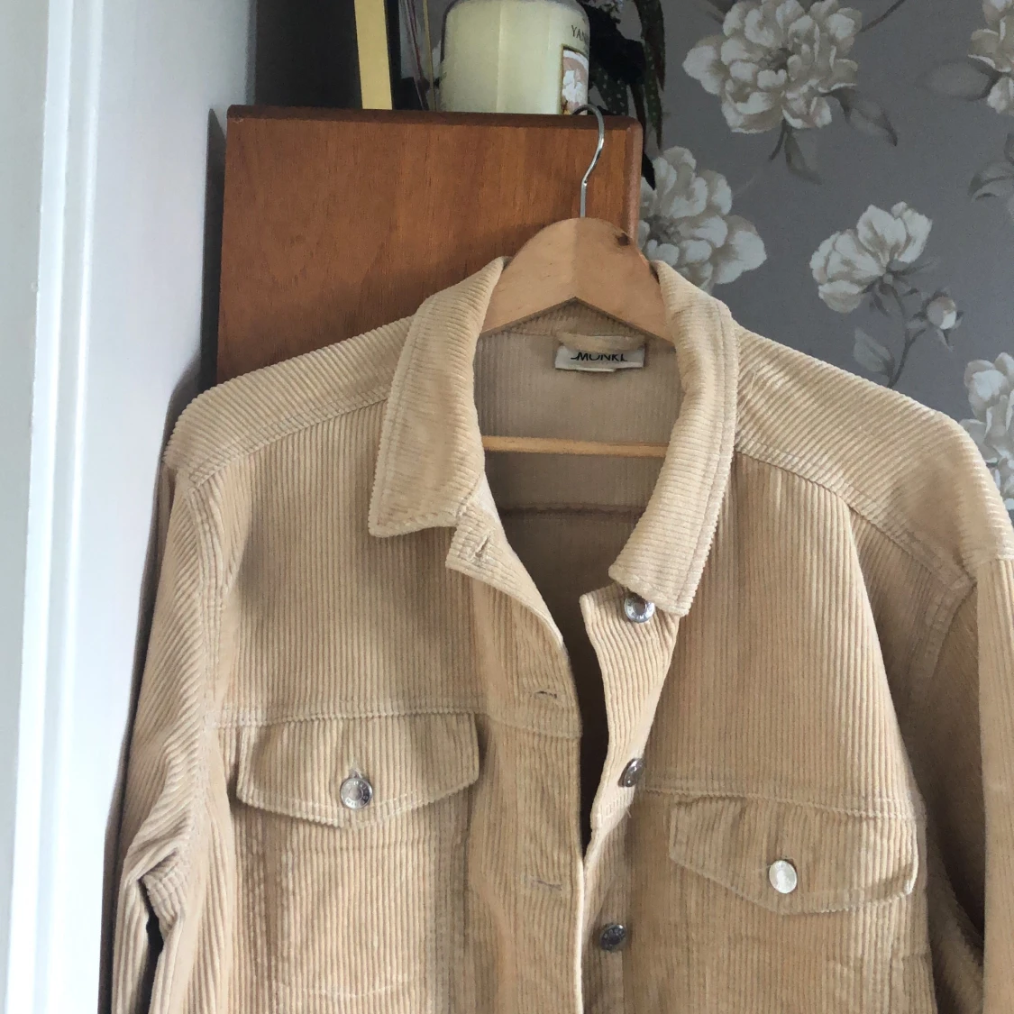 Manchesterjacka MONKI - 90