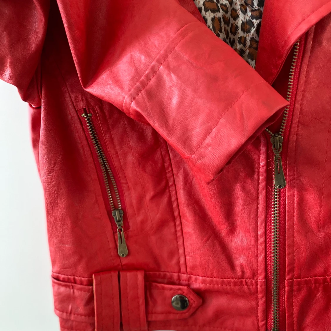 Skinnjacka imitation röd - 91