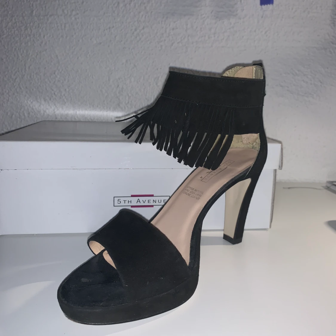 Svarta högklackat  - 90