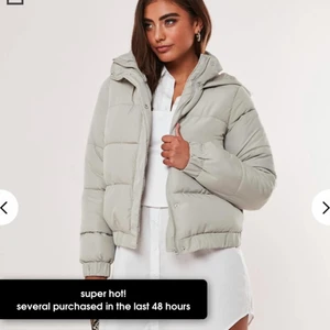 grey puffer jacket - Brand new never warn too small for me paid 500kr